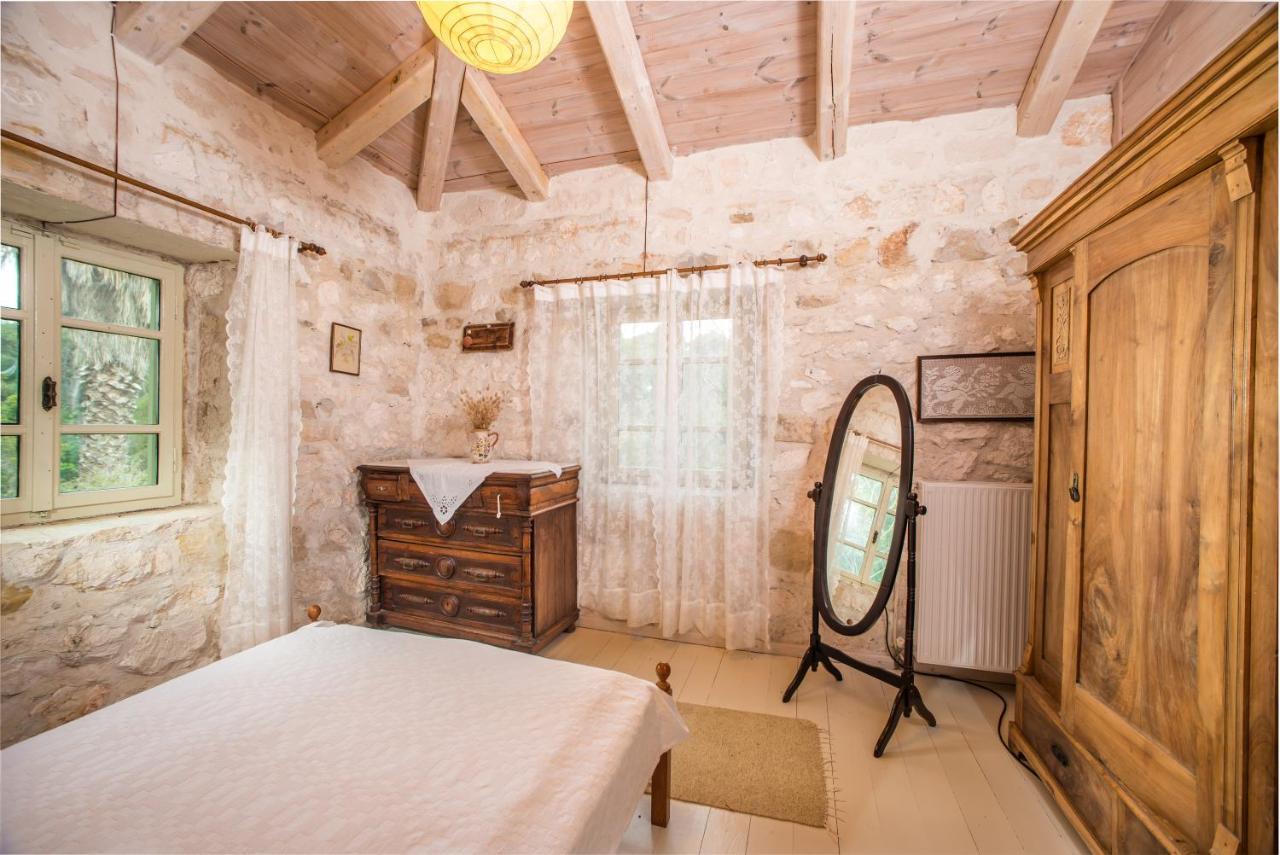 Jianni'S Villa - Stone Villa In The Greenery!! Vasilikos  Luaran gambar
